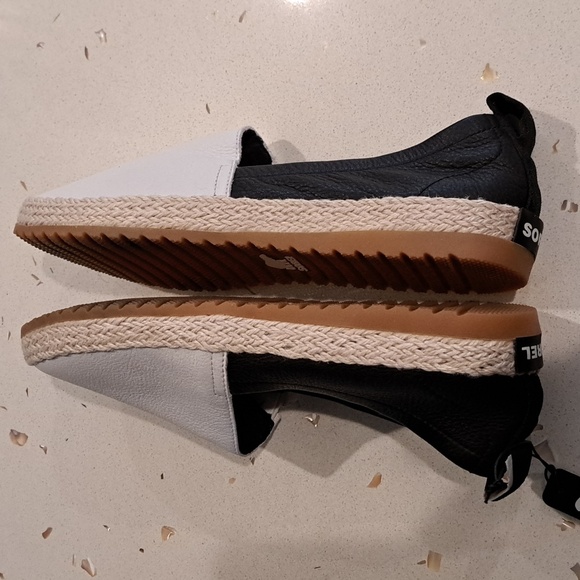 NWT Sorel Ella slip on - Picture 8 of 9